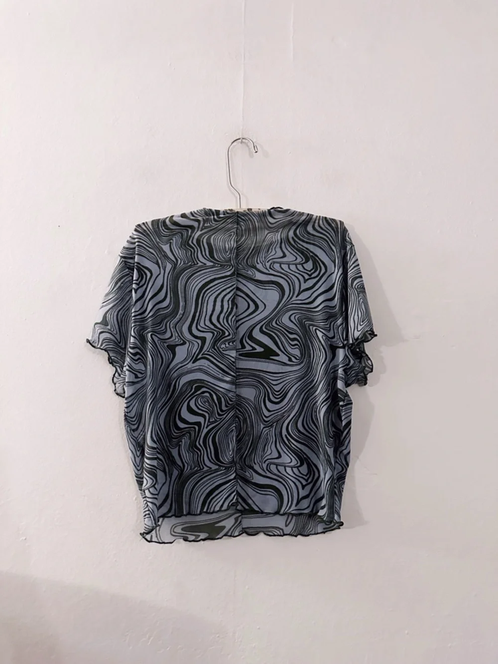 Cotton On Mesh Short Sleeve Top Wavey Trippy Print Green Blue Lettuce Hem - Picture 4 of 5